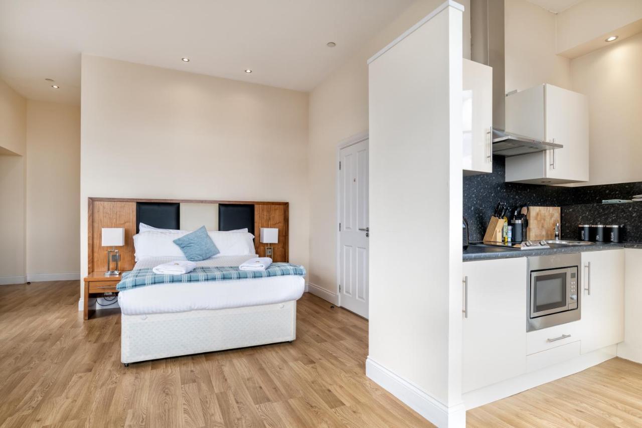 Victoria Court Suites - Aberdeen Extérieur photo