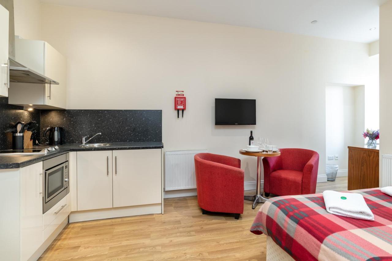 Victoria Court Suites - Aberdeen Extérieur photo