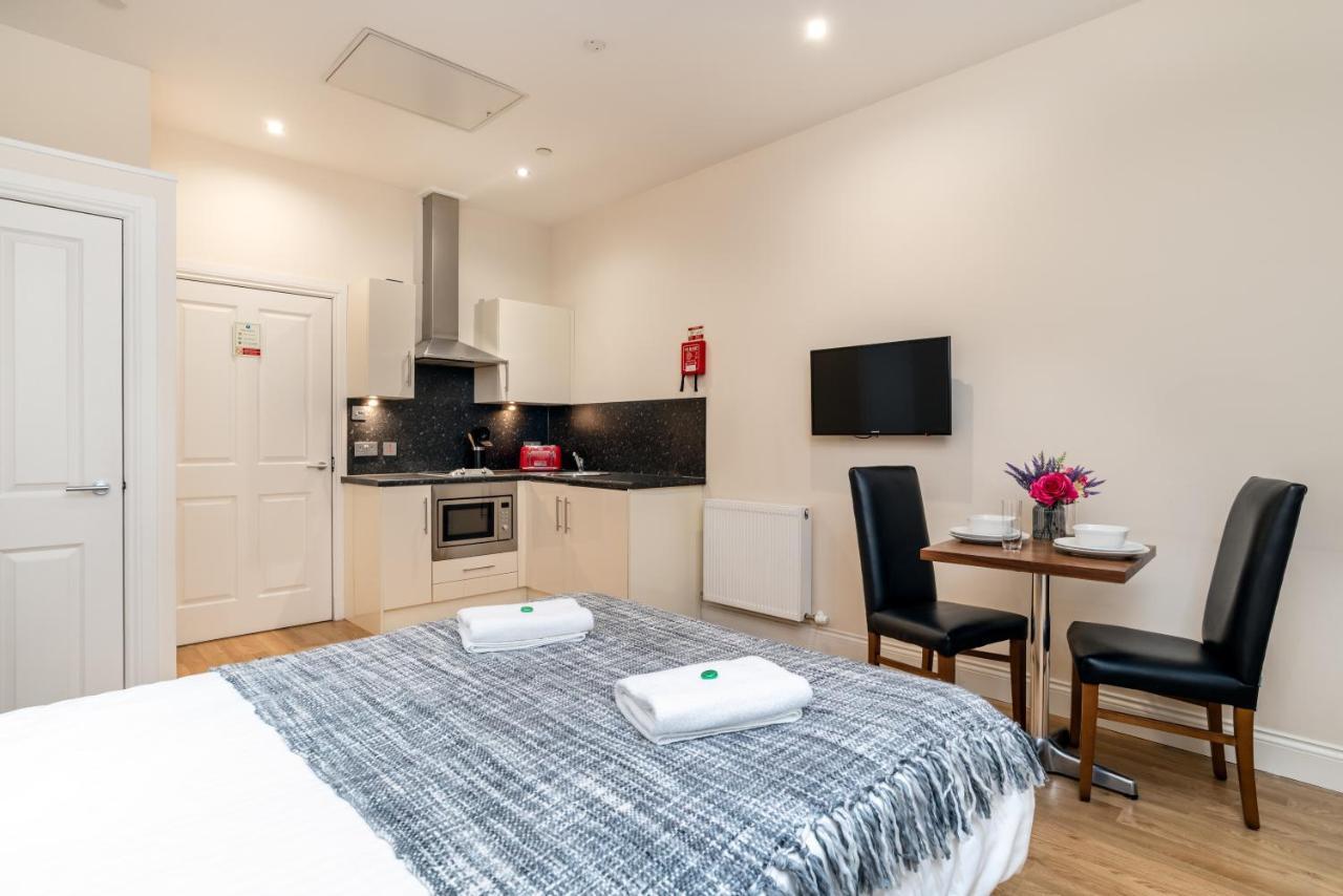 Victoria Court Suites - Aberdeen Extérieur photo