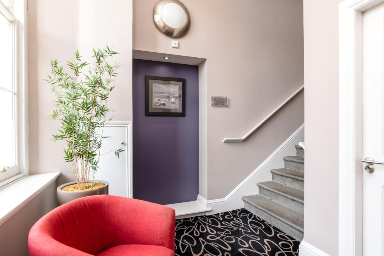 Victoria Court Suites - Aberdeen Extérieur photo